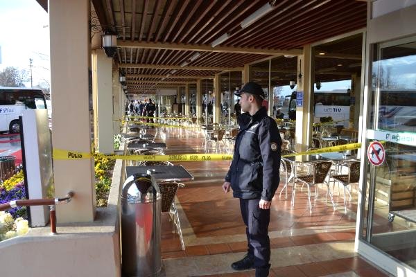 Polis Memuru, Dinlenme Tesisinde Silahlı Saldırıya Uğradı