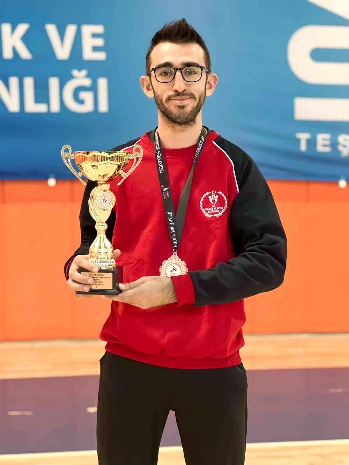 İşitme Engelliler Badminton Türkiye Şampiyonası’nda Abdullah Yılmaz Türkiye 3’üncüsü oldu