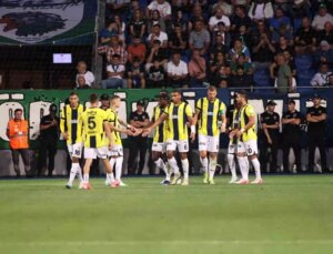 Fenerbahçe, Çaykur Rizespor’u 5-0 mağlup ederek galibiyet serisini 11 maça çıkardı