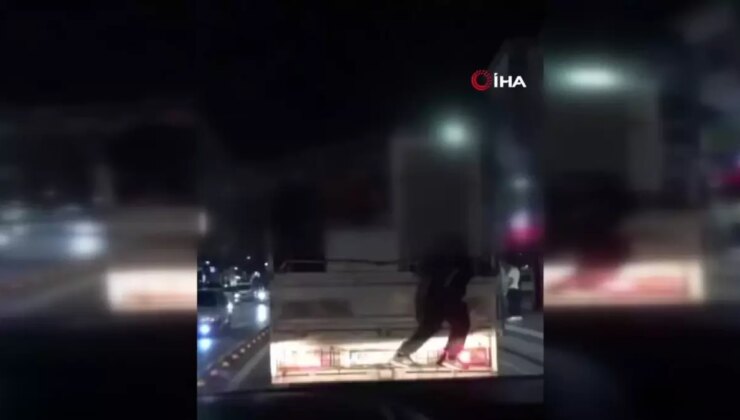 Çocukların kamyonet kasasında tehlikeli seyahati kamerada