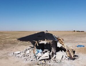 Aksaray Eskil’de Kaçak Yapıların Yıkımı Gerçekleşti