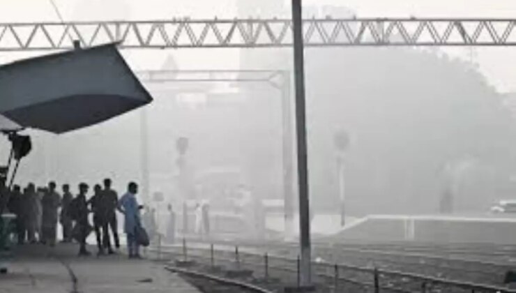 Pakistan’da Hava Kirliliği Nedeniyle Eğitime Orta Verildi