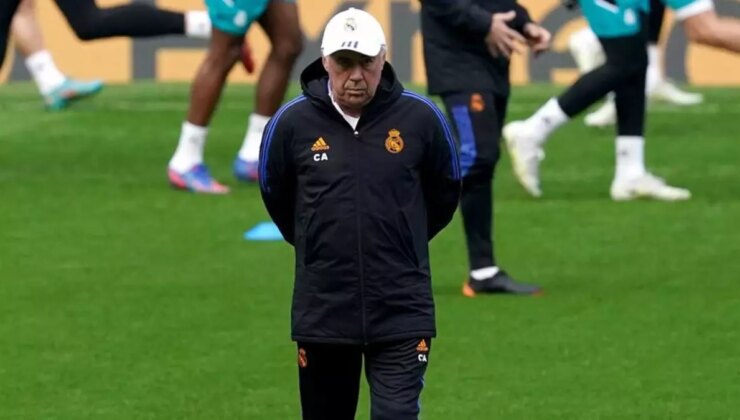 Real Madrid, halı saha kadrosuna döndü