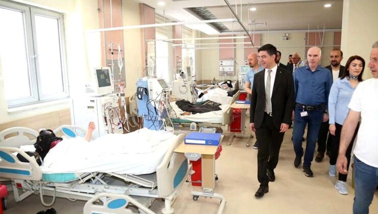 Erzurum Kent Hastanesi’nde bayramlaşma